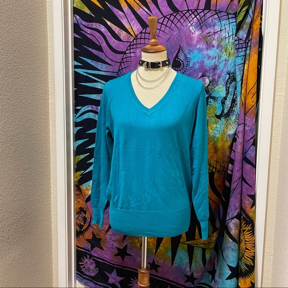 π Lovely blue pullover sweater - Picture 4 of 11